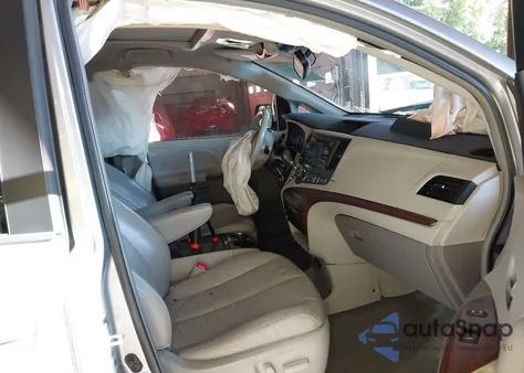 2012 Toyota Sienna Xle V6 8 Passenger from USA, damaged, VIN 5TDYK3DC0CS266400